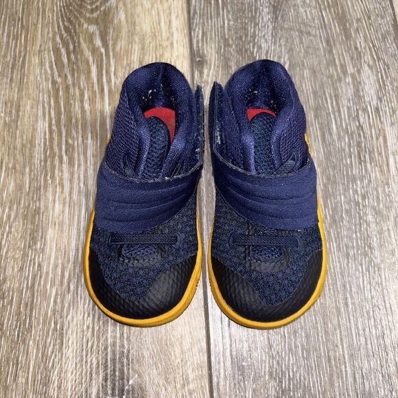 Nike Kyrie 2 Blue Yellow Toddler Youth US Size 5C Basketball Shoes 827281-447 - Picture 4 of 11